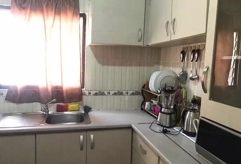 Ronna Apartments At Lakeside Estates