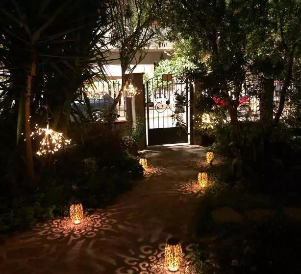 Aamiaismajoitus (B&B) Garden Fuorirotta