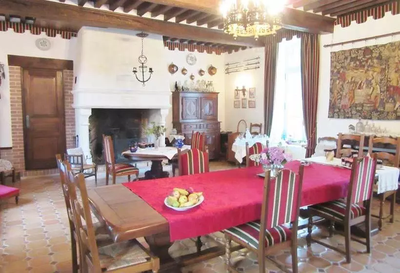 Aamiaismajoitus (B&B) Le Chateau