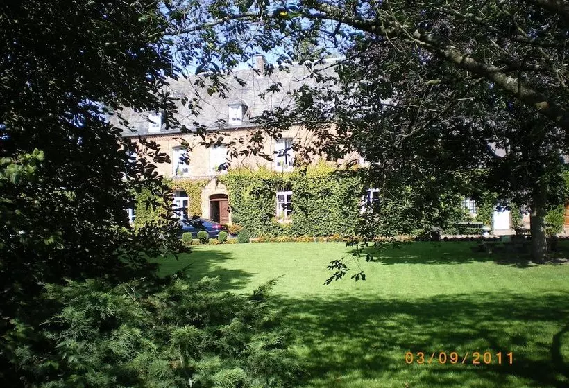 Aamiaismajoitus (B&B) Le Chateau