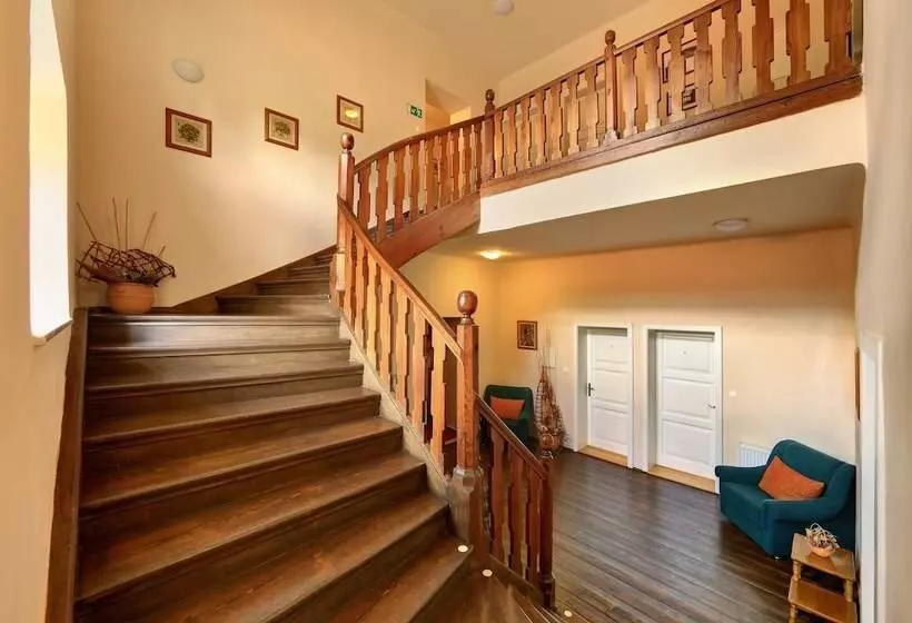 Aamiaismajoitus (B&B) Penzion černická Obora