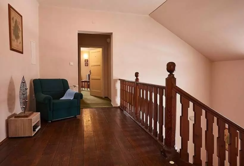 Aamiaismajoitus (B&B) Penzion černická Obora