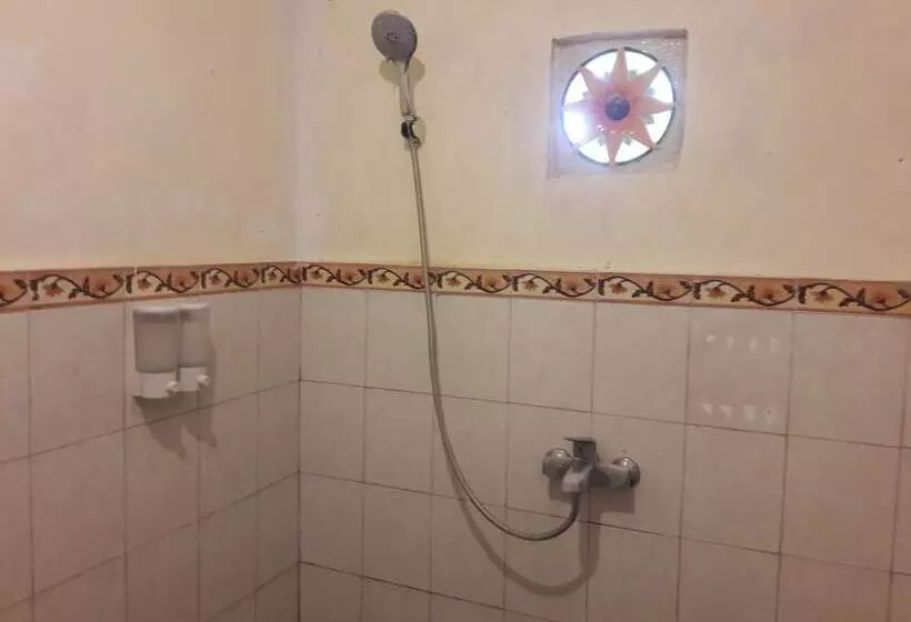 Aamiaismajoitus (B&B) Timbool Bungalow