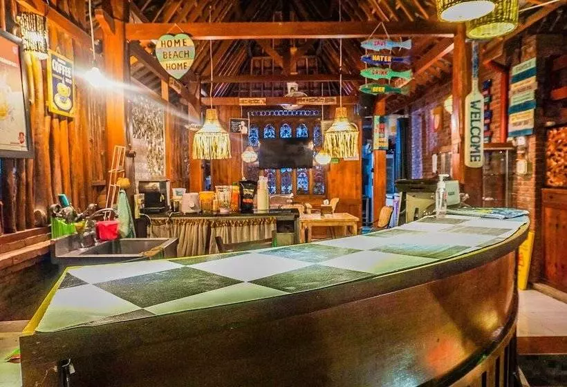 Aamiaismajoitus (B&B) Wisma Pulau Merah