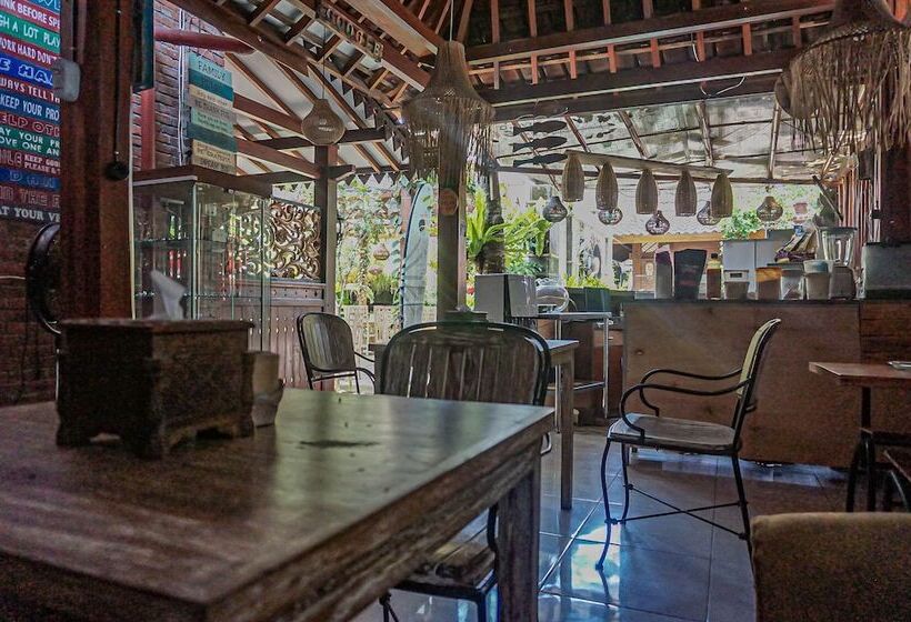 Nocleg ze śniadaniem Wisma Pulau Merah