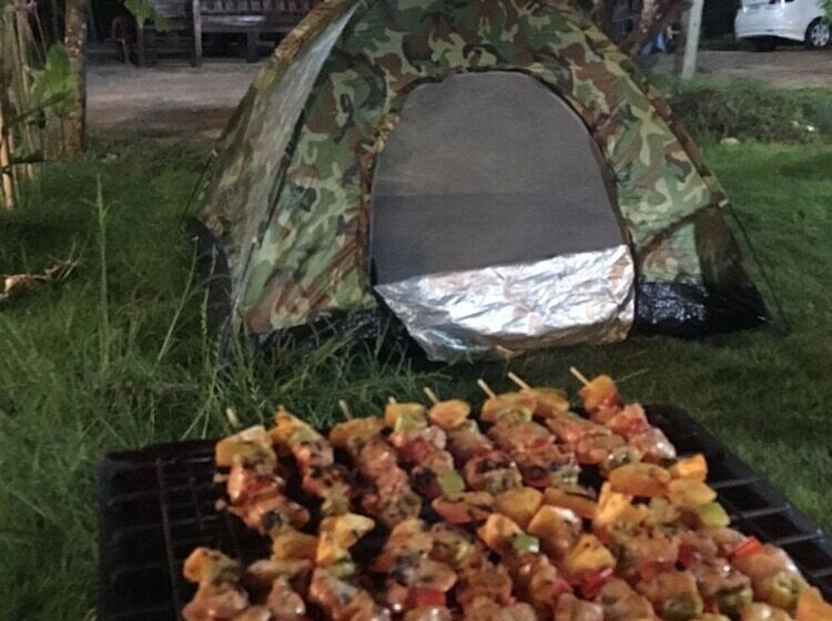 هتل Baan Suan Kru Kob