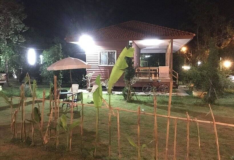 هتل Baan Suan Kru Kob