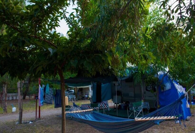 ホテル Camping Larocca