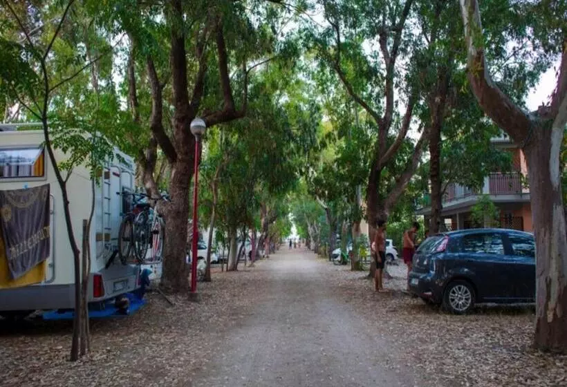 Hotelli Camping Larocca