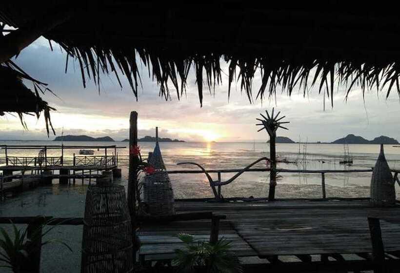 בית מלון כפרי Khaochan Resort