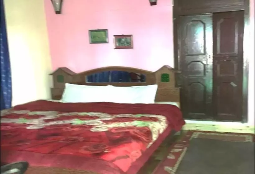 هتل Mornis Wood Paradise