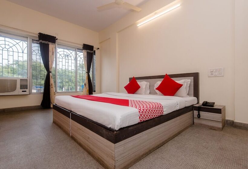 בית מלון כפרי Paras By Oyo Rooms