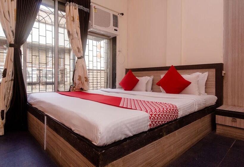 בית מלון כפרי Paras By Oyo Rooms