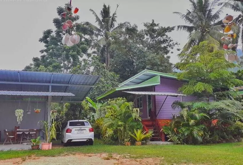 Hotelli Pattama Resorts Khiri Wong