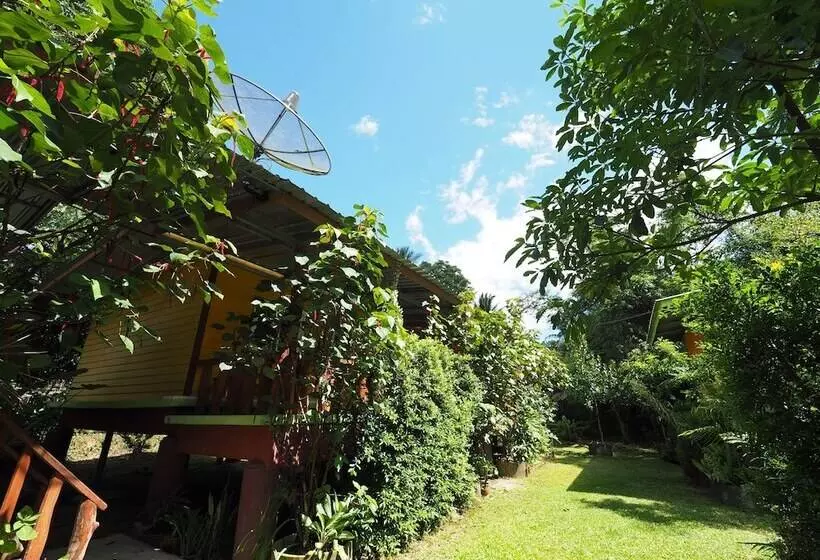 Hotelli Pattama Resorts Khiri Wong