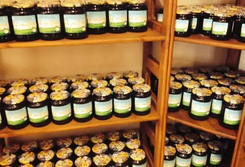 Maaseutuhotelli Agriturismo L'arbo