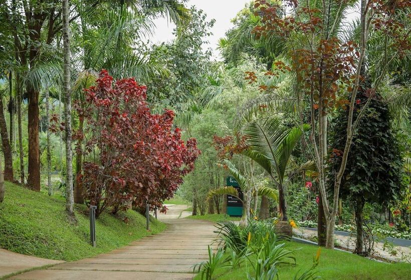 בית מלון כפרי The Woods Resorts Wayanad