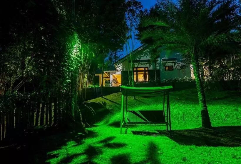 Hotelli The Woods Resorts Wayanad