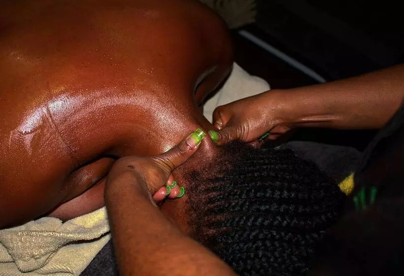 ホテル Waterfront Country Lodge