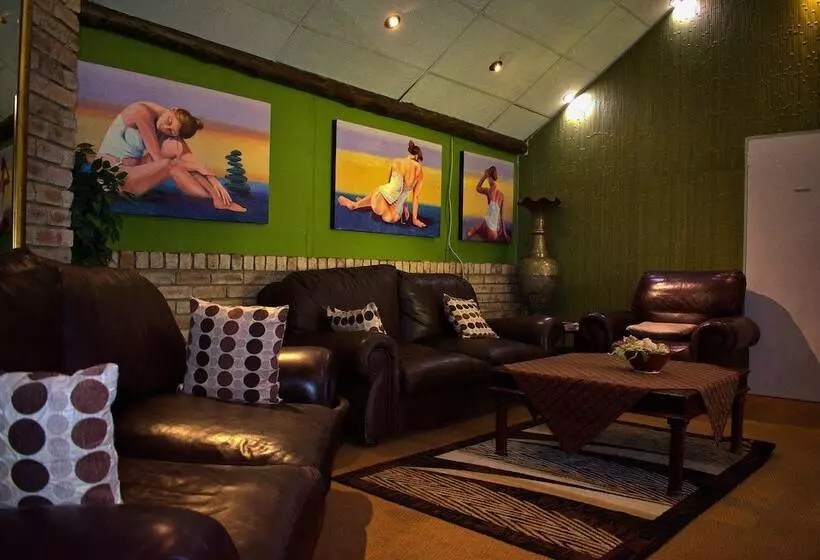 ホテル Waterfront Country Lodge