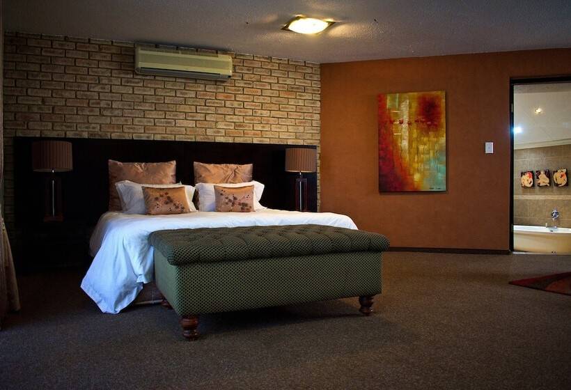 בית מלון כפרי Waterfront Country Lodge