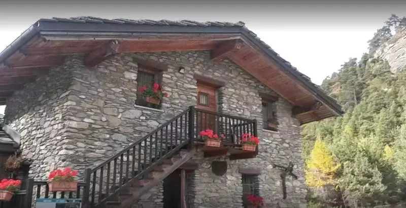 Lavese  Ostello Con Ristoro