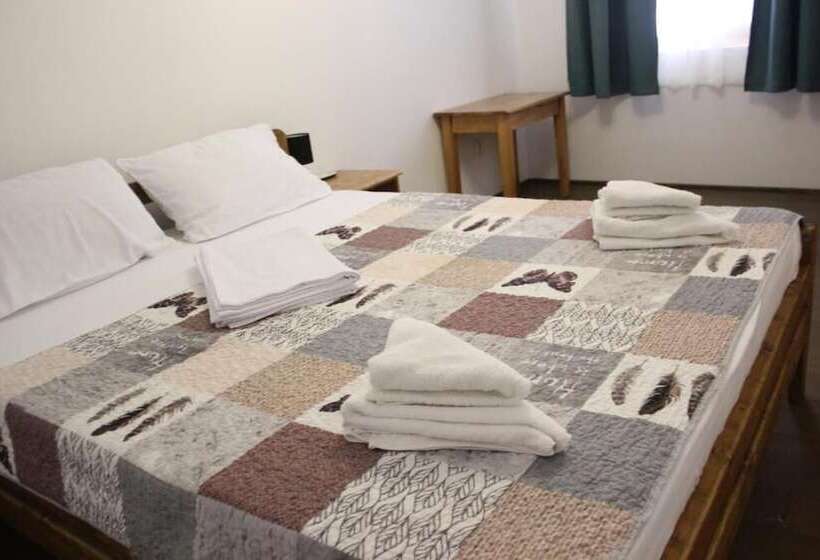 Пансион Cerdacul Cu Stuf