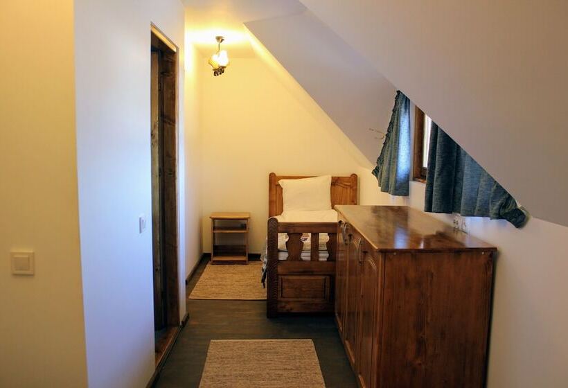 Пансион Cerdacul Cu Stuf