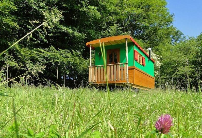 بنسيون Les Roulottes à La Ferme Du Magnyrobert