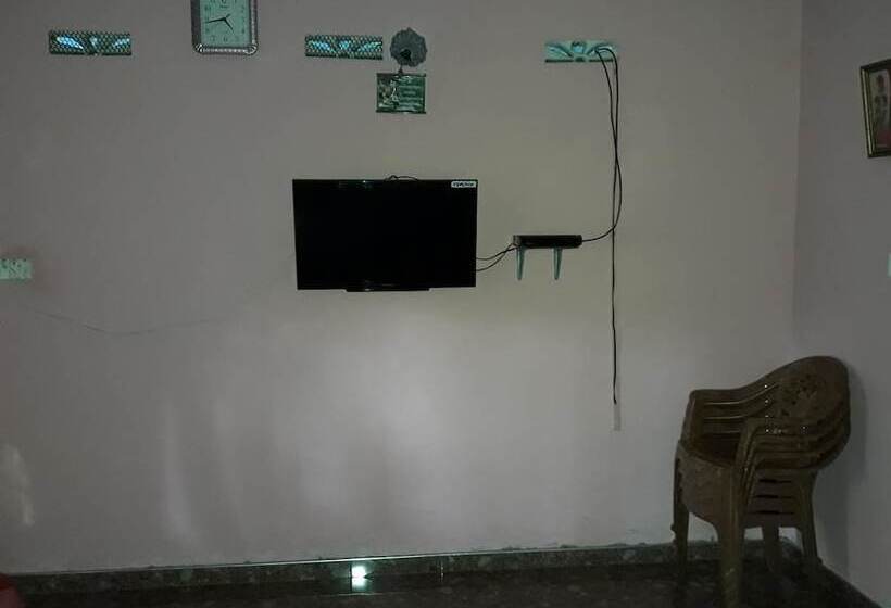 Pension (Hôtel basse catégorie) Simla Inn Tourist Guest House