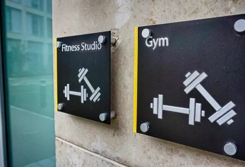 اقامتگاه Destiny Student  The Tannery