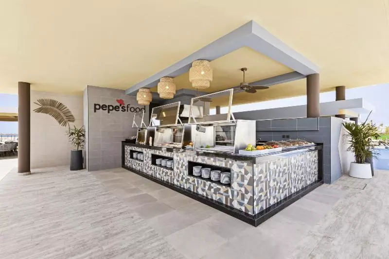 Hotel Riu Palace Santa Maria - All Inclusive