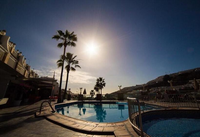 Cala Nova Apartamentos