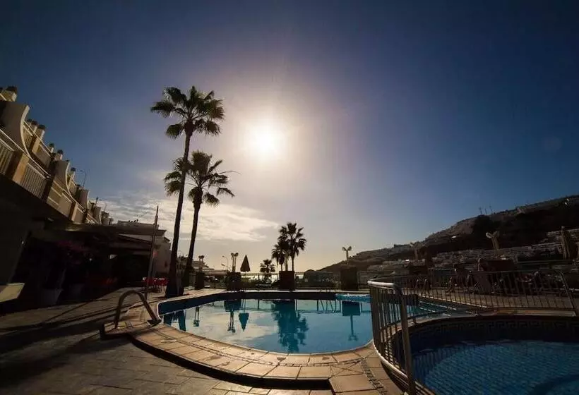 Cala Nova Apartamentos