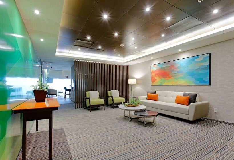 Отель Holiday Inn Express Villahermosa, An Ihg