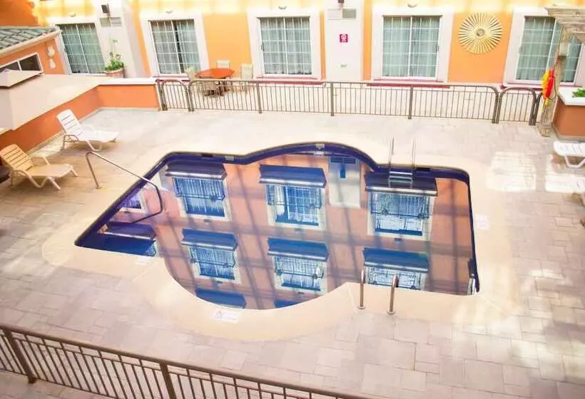 Istay Hotel Ciudad Juarez