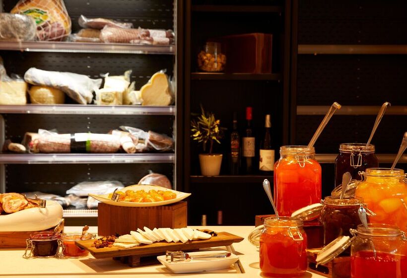 Hotel Nido, Mar Bella Collection