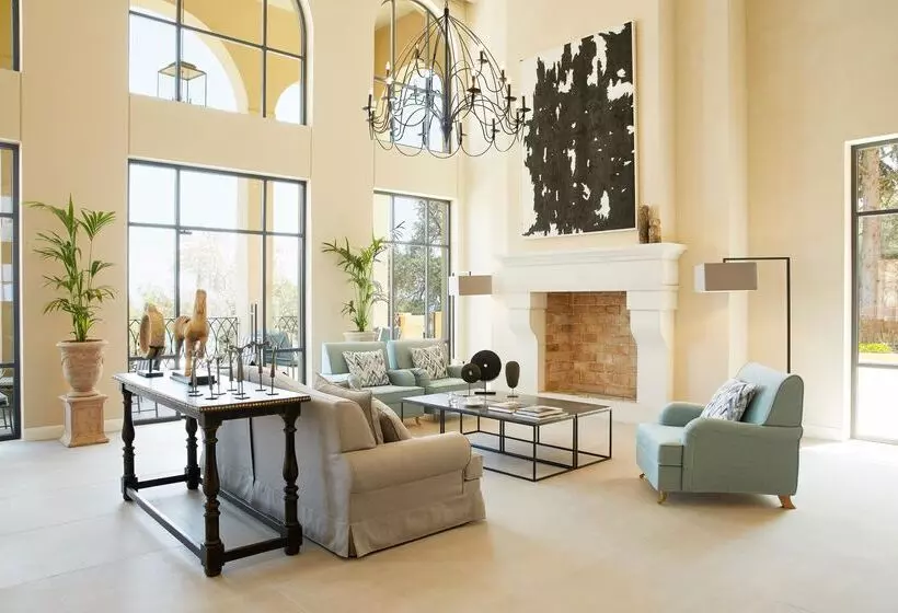 ホテル Nido, Mar Bella Collection