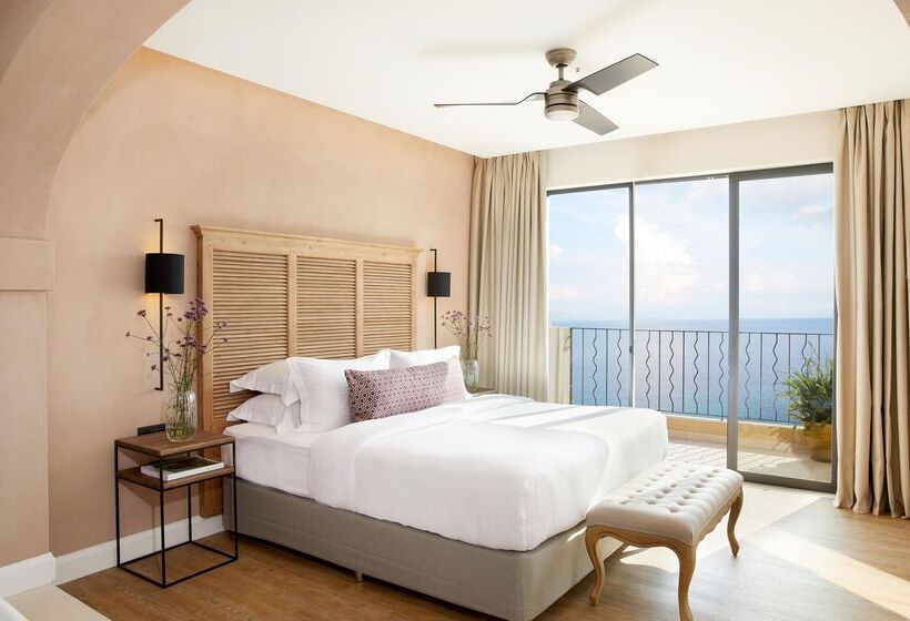 Hotel Nido, Mar Bella Collection