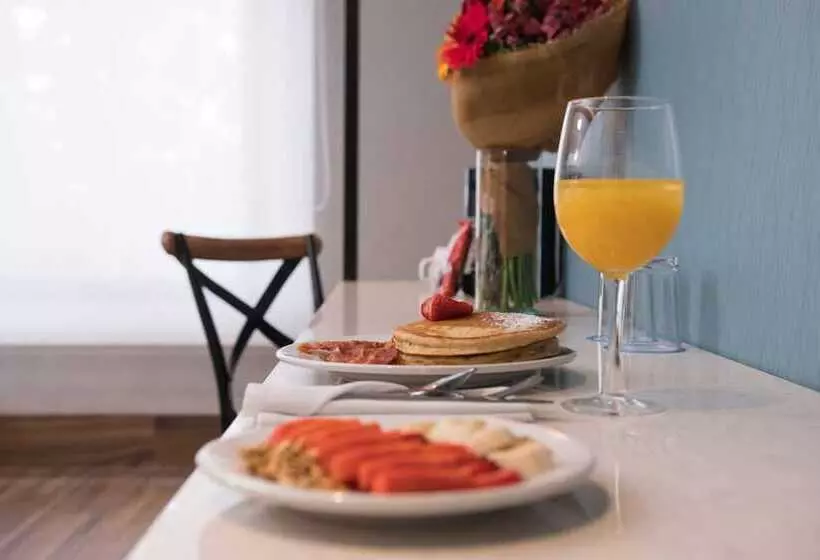 ホテル Ronda Minerva