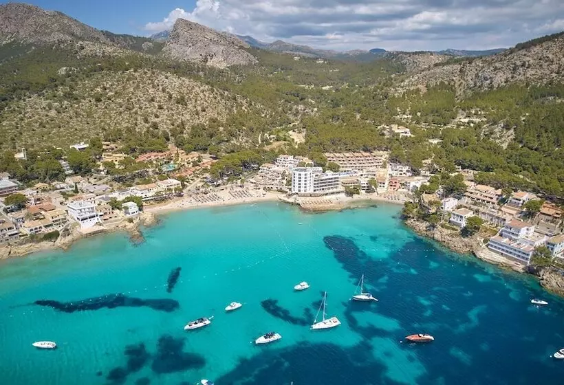 Universal Hotel Aquamarin