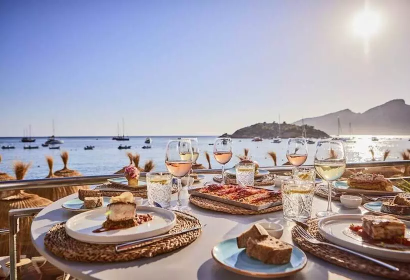 Universal Hotel Aquamarin