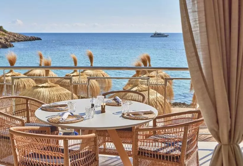 Universal Hotel Aquamarin