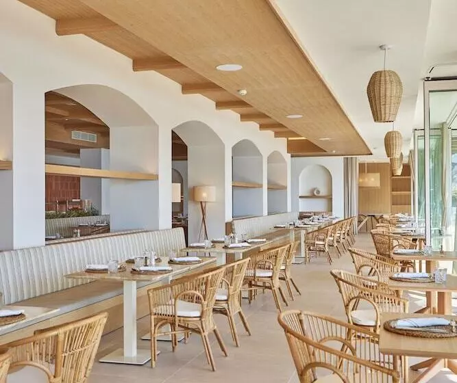 Universal Hotel Aquamarin