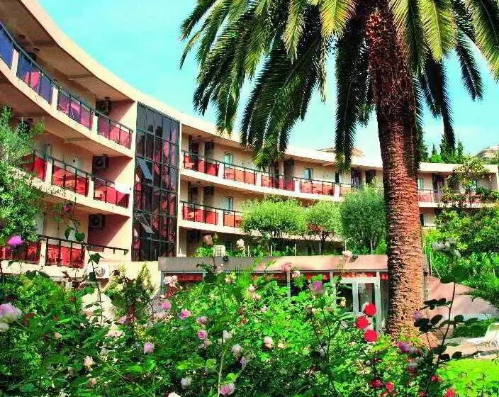 Pierre & Vacances Résidence Les Palmiers