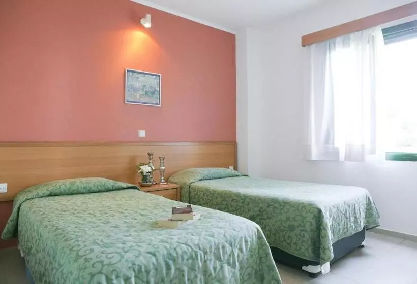 אתר נופש Govino Bay