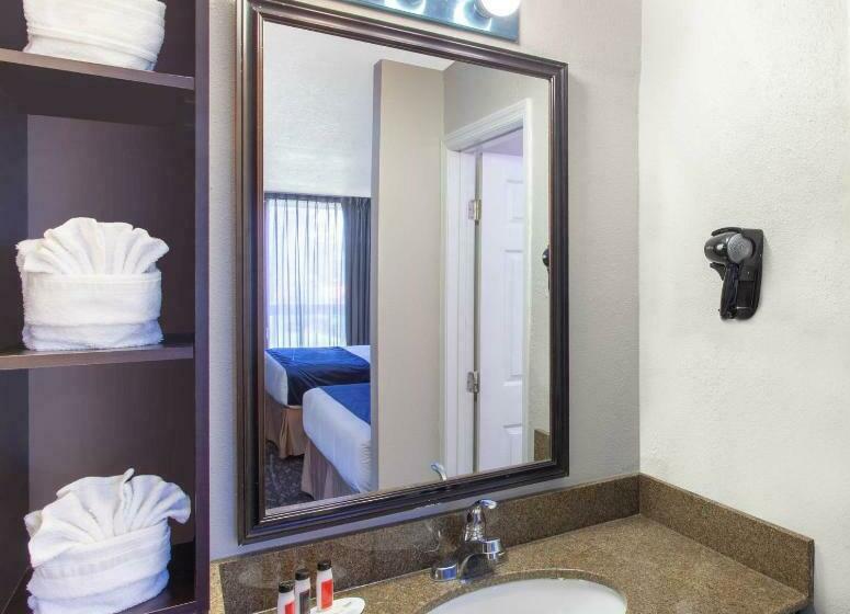 Grand Hotel Orlando At Universal Blvd   Shuttle To Theme Parks