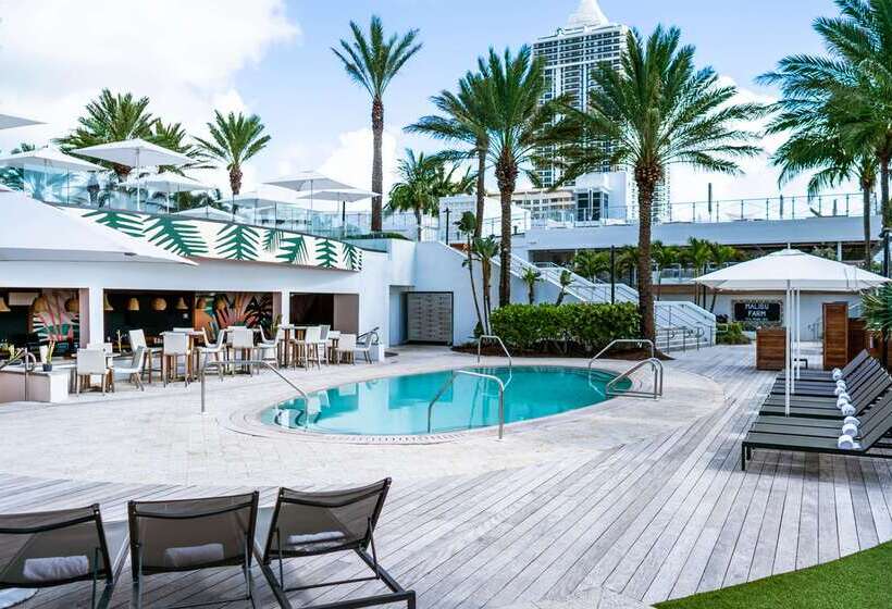 هتل Eden Roc Miami Beach
