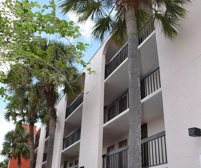 Grand Hotel Orlando At Universal Blvd Shuttle To Theme Parks