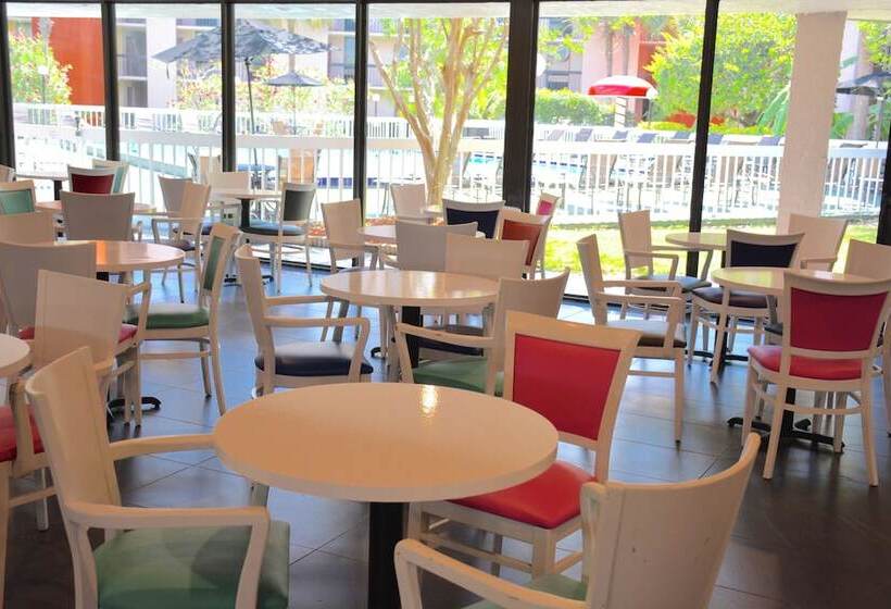 Grand Hotel Orlando At Universal Blvd   Shuttle To Theme Parks